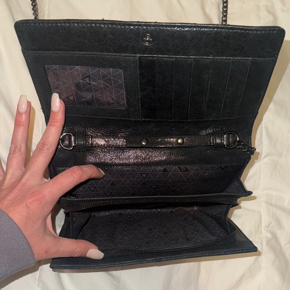 Black Quilted Chain Shoulder Bag - Picture 3 of 5